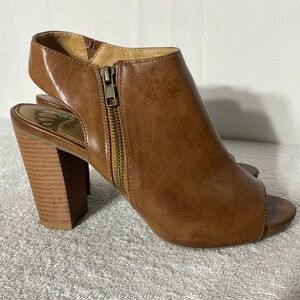 Fergalicious Camille Brown Faux Leather Peep Toe Block Heel Booties 8.5